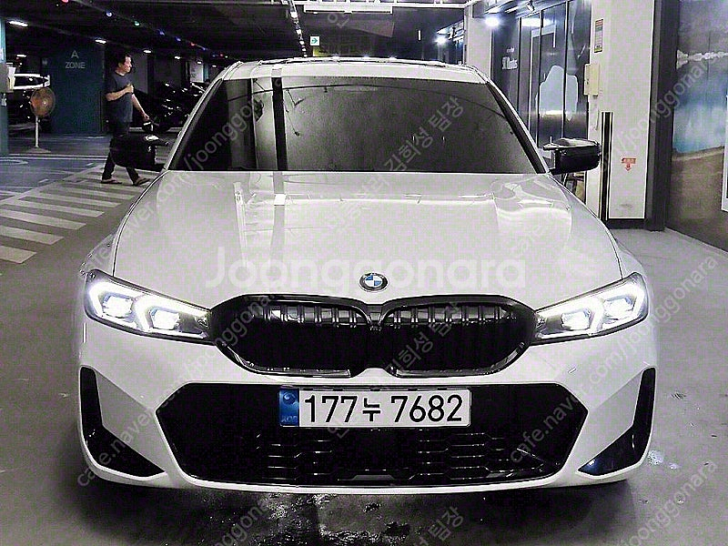 BMW 3시리즈 중고 BMW 중고 BMW 3시리즈 중고차 할부가능 흰색 2023년식 26,324km 320i M 스...--2